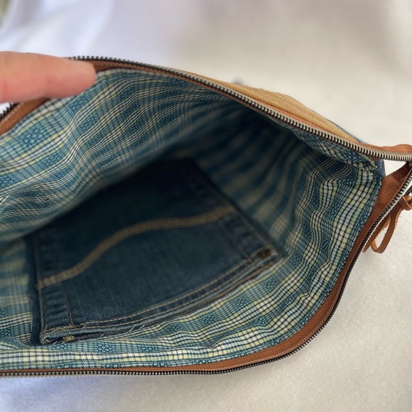 Bohemian Unique Embroidery One-of-a-Kind Denim Patchwork Clutch Wristlet bag - Picture 12 of 15